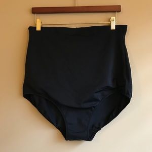 Elomi high waist shaping swim bottom size 16 Black